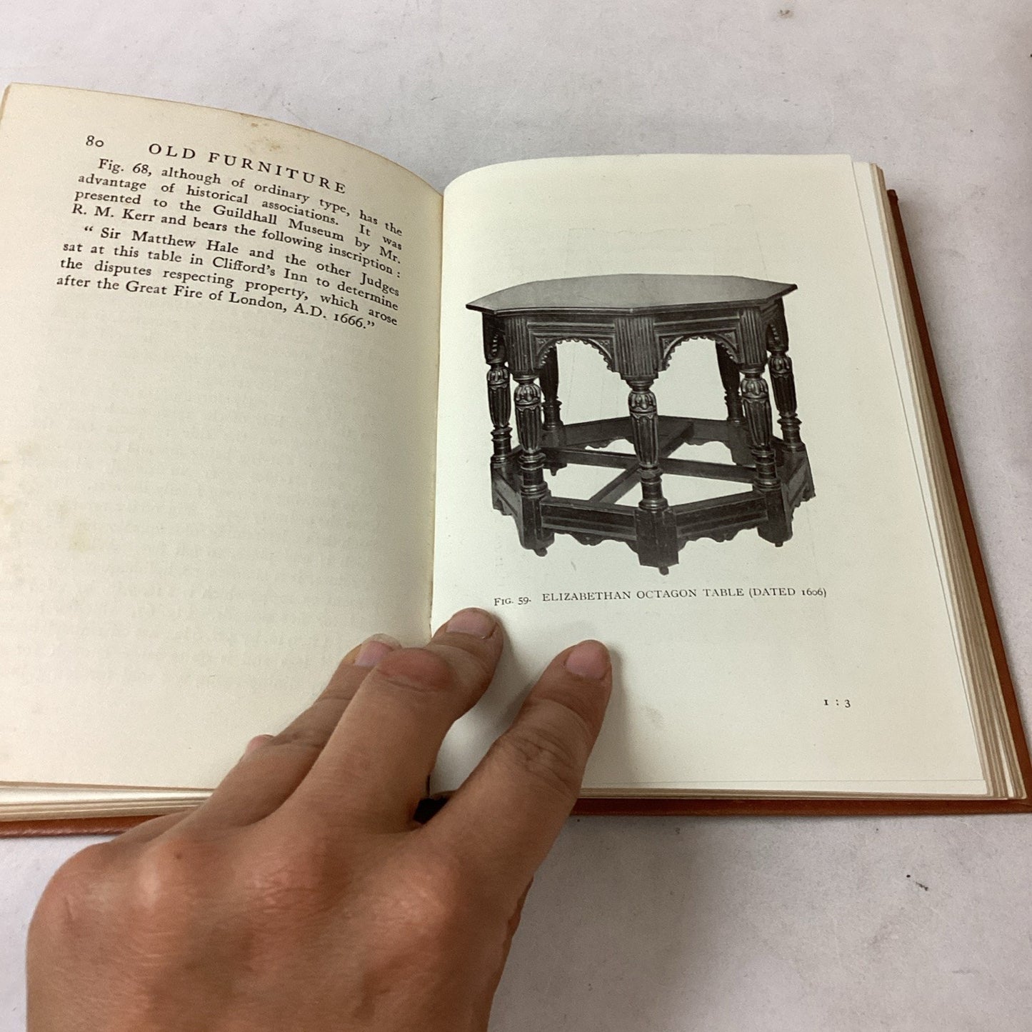 Set Of 3 - Little Book About Old Furniture - Illustrated