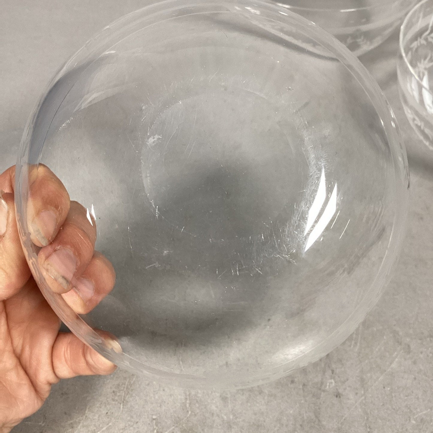 Set Of 3 Frosted Design Berry Or Dessert Bowls - 5”D