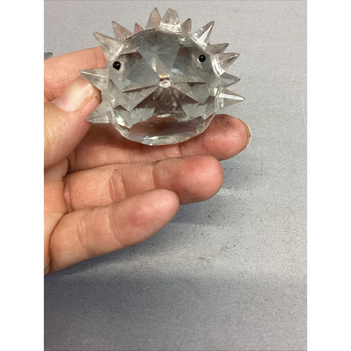 Set Of 4 Glass Porcupine Family Figurines - 2 Are Damaged