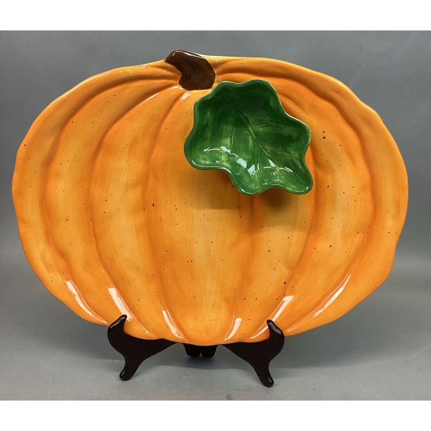 Dept 56 Harvest 15" x 11" Pumpkin Chips N Dip Platter
