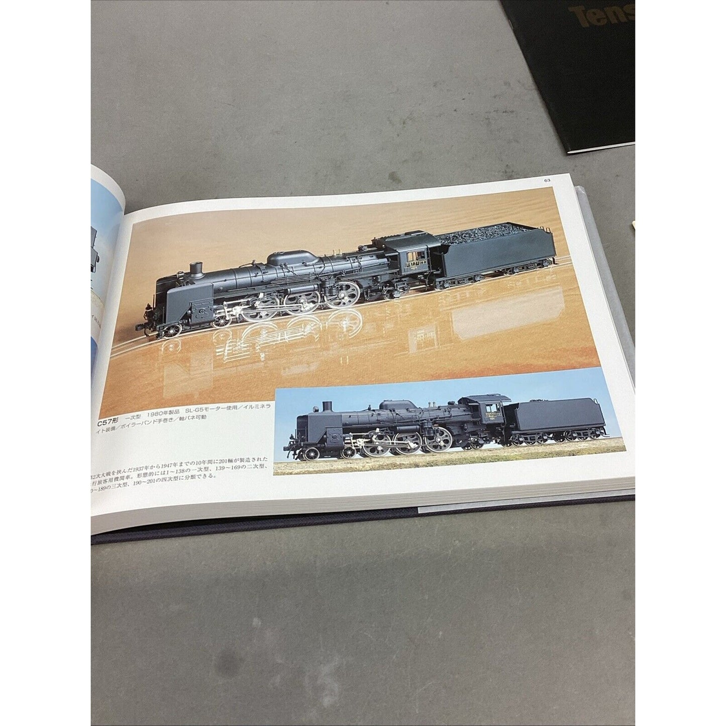 Tenshodo Book 1949-1999 Hardback in Plastic Case w/ 2 Inserts - English/Chinese