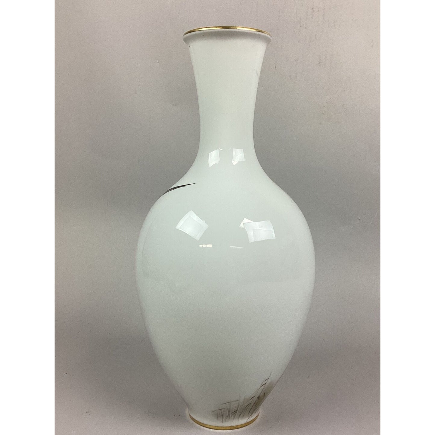 Heinrich And Co Bavaria Germany Vase With Flying Birds - 13 3/4”