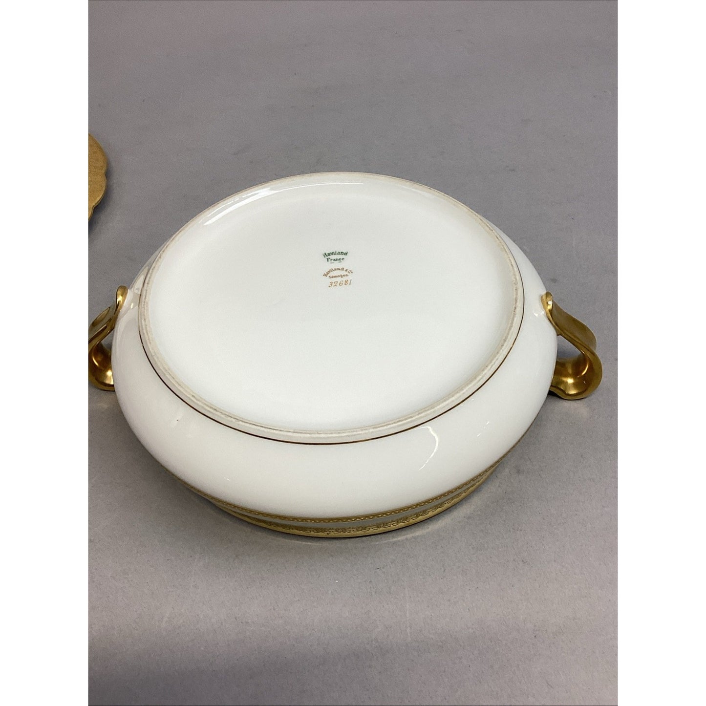 Haviland Limoges Round Covered Vegetable Dish W/ Gold Trim - # 32681