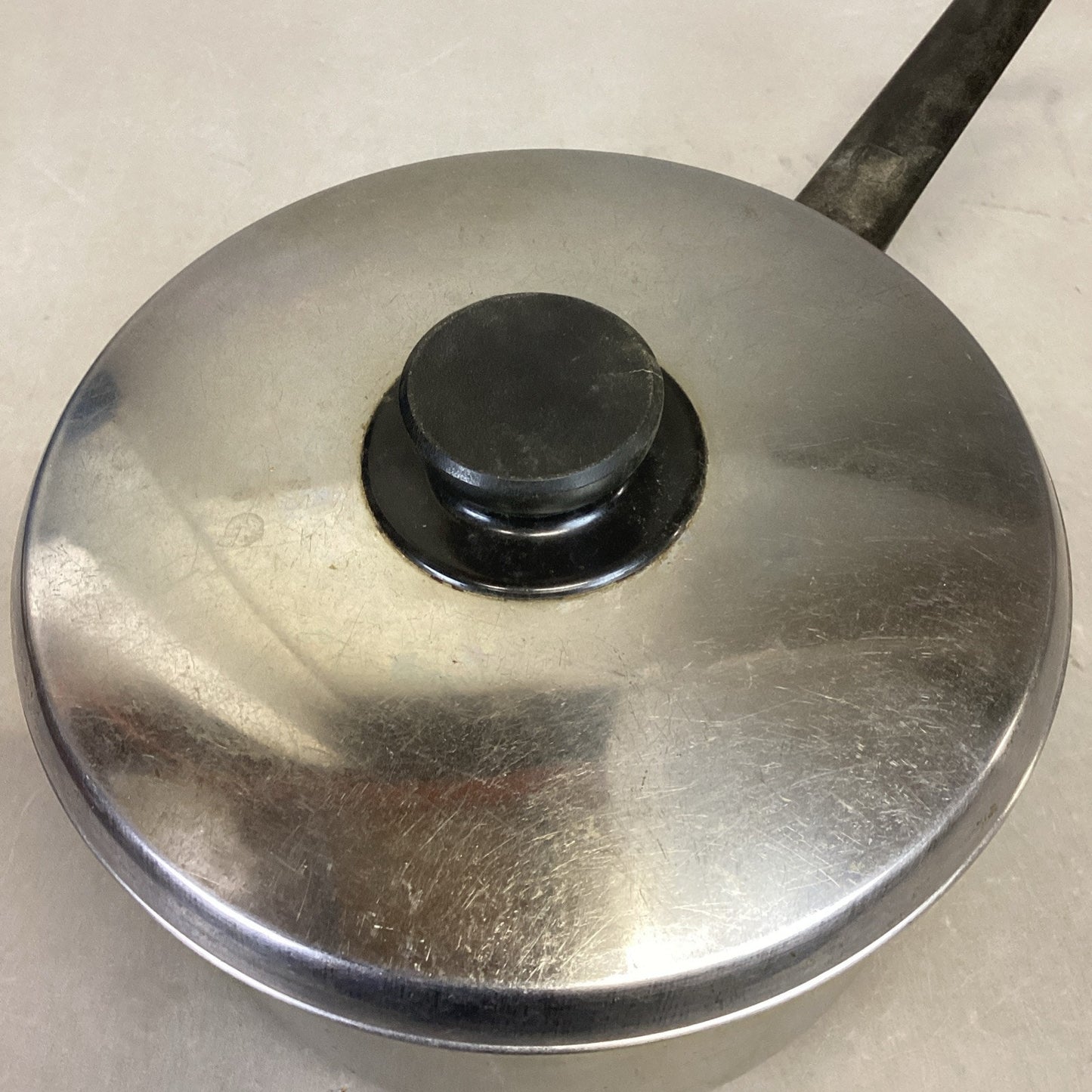 Vintage Manor House 3 1/2 Quart Sauce Pan & Lid - Made In Belgium