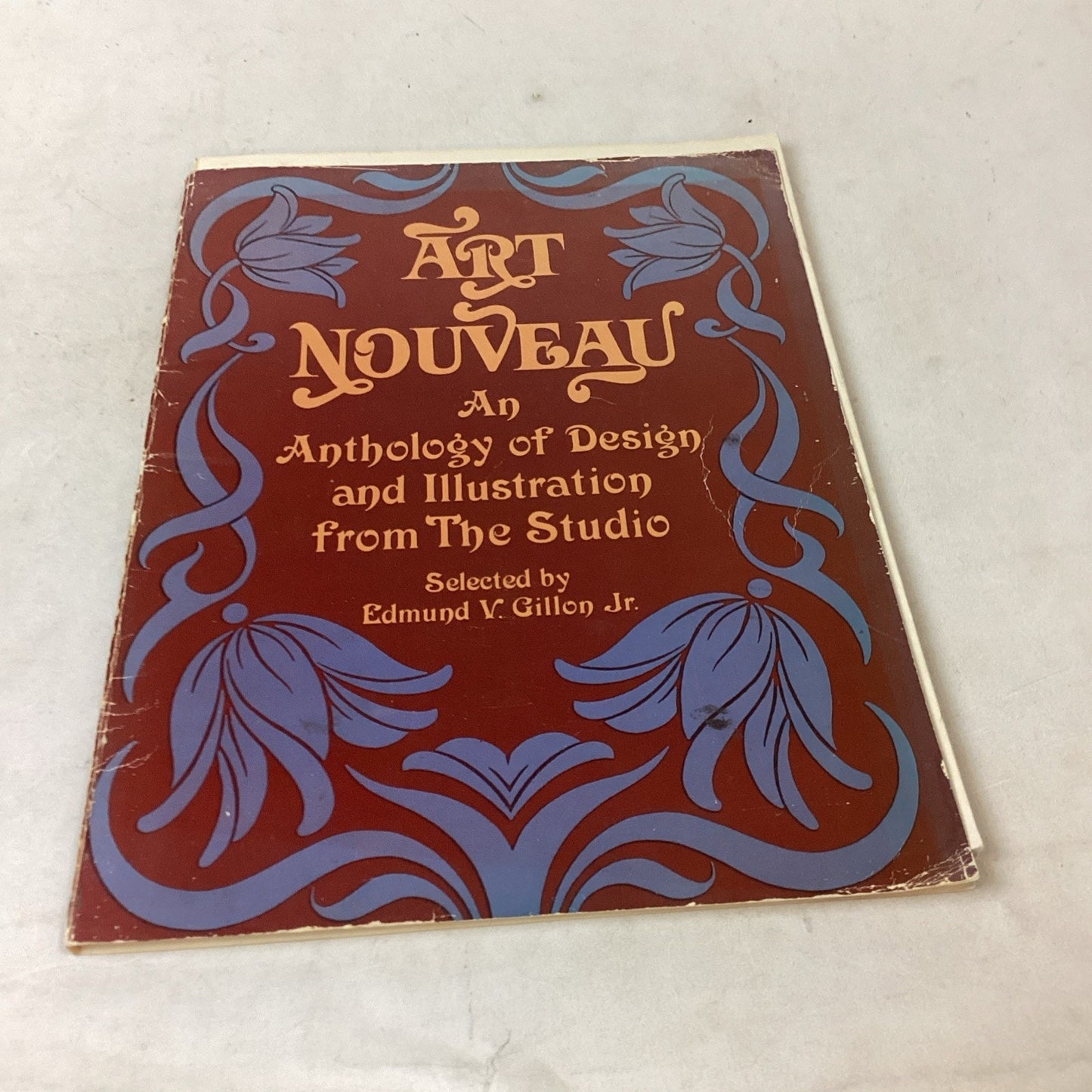 Lot Of 6 Tiffany And Art Nouveau Books And Catalogs