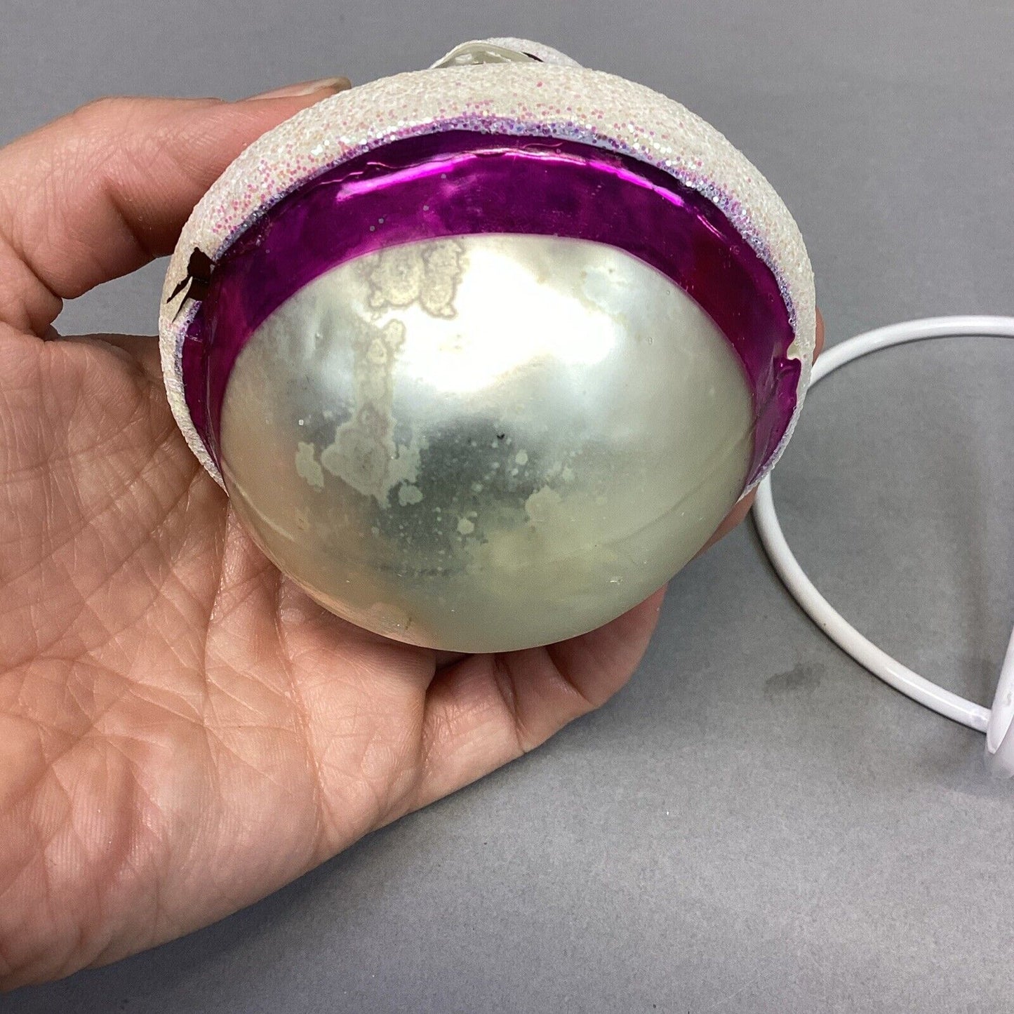 Radko HERITAGE African American SANTA Roly Poly Ornament 90-072-0 - Damaged