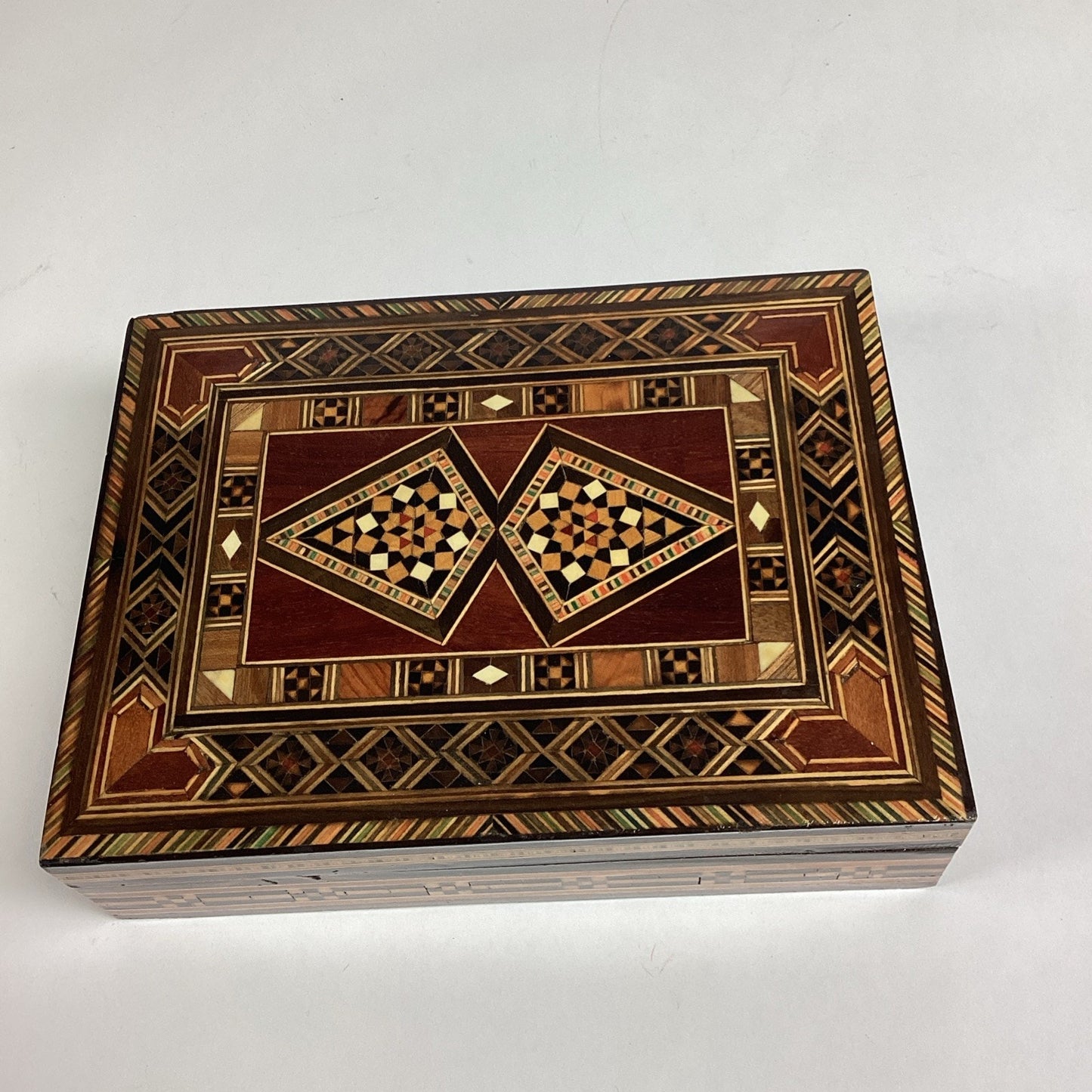 VINTAGE Mosaic Wooden Jewelry Hinged Trinket Box W/ Red Velvet Interior - 7.75”L