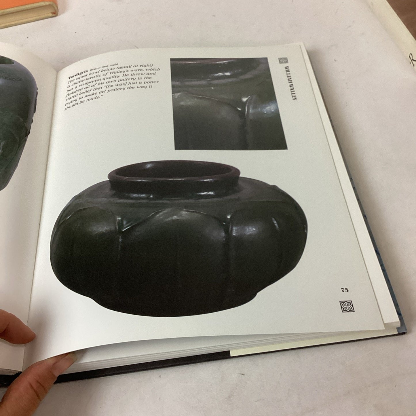 Encyclopedia Of Roseville Pottery, American Art Pottery & Ceramics Books