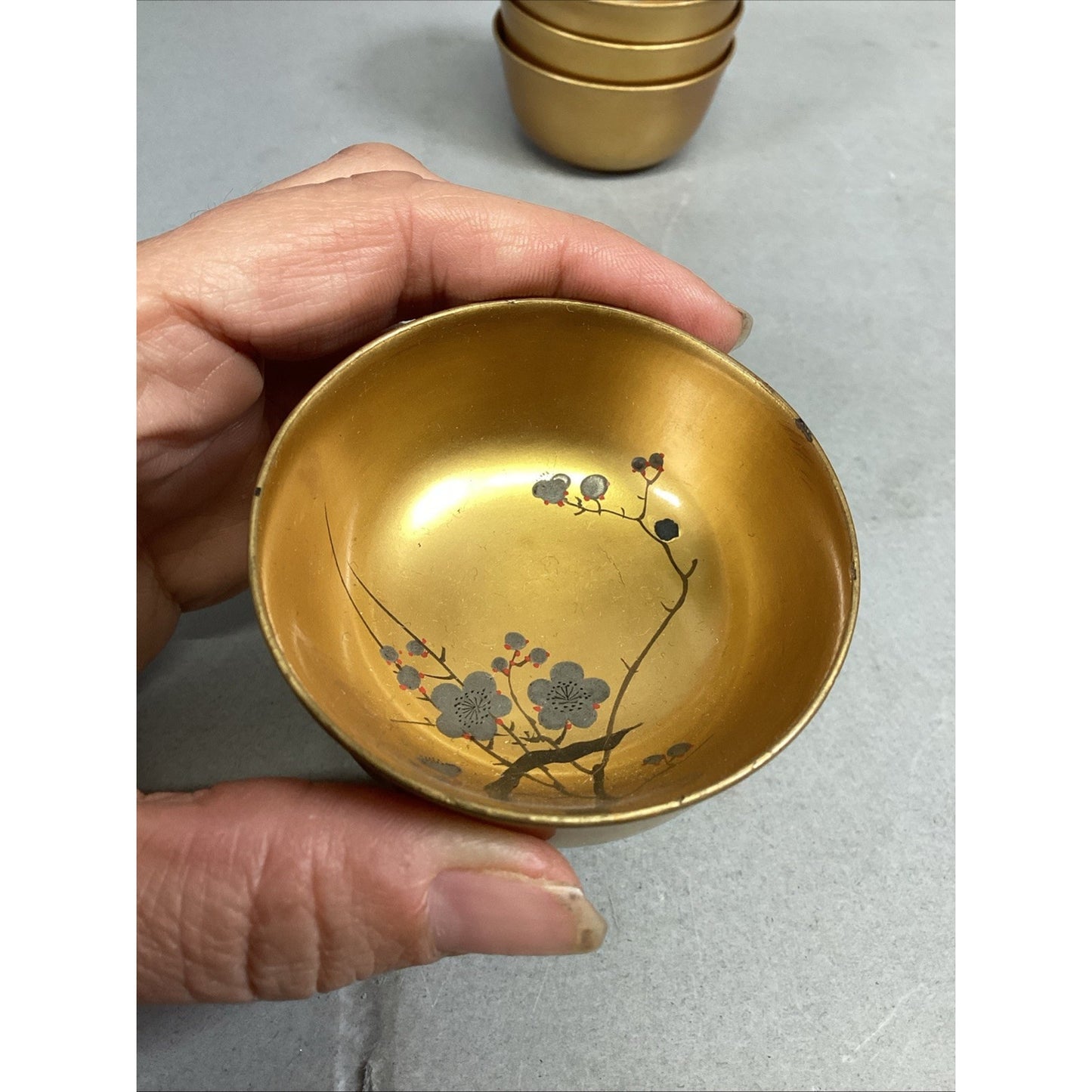 Set Of 6 Japanese Gold Floral Hand Painted Sake Cups