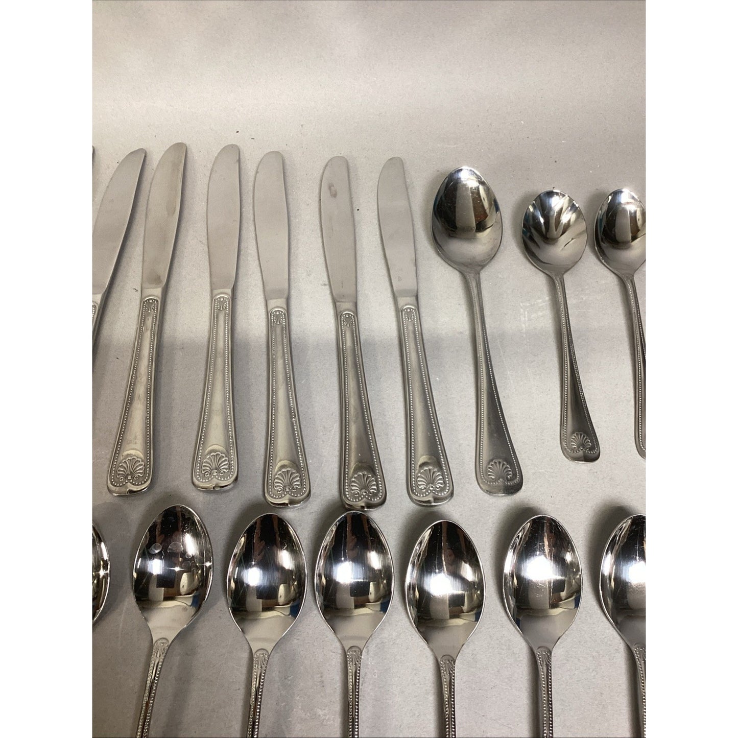 Set Of 34 - Supreme Cutlery Shell Interlace Stainless Japan Flatware Set