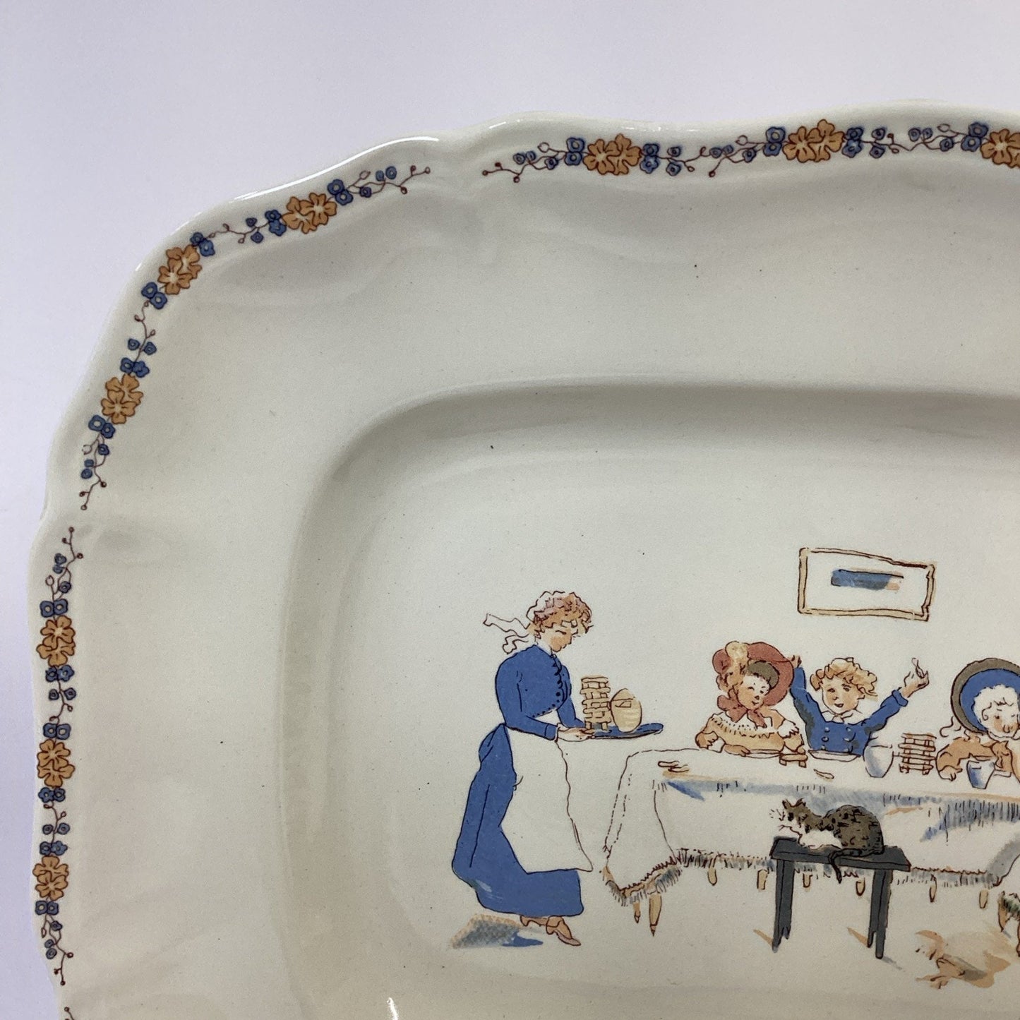 Sarreguemines serving platter from the "Les Enfants Richard" collection - France