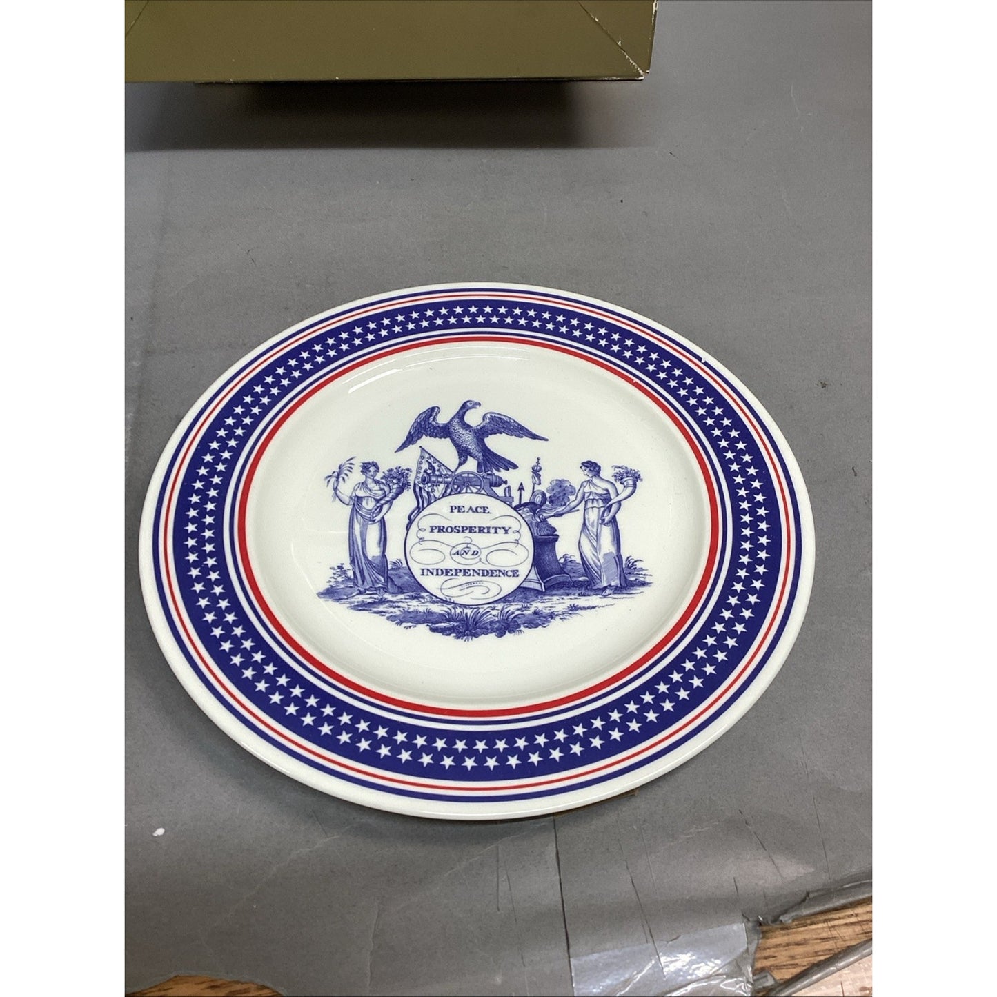 Set Of 2 Pfaltzgraff Bone China George HW Bush Inauguration Plates In Boxes