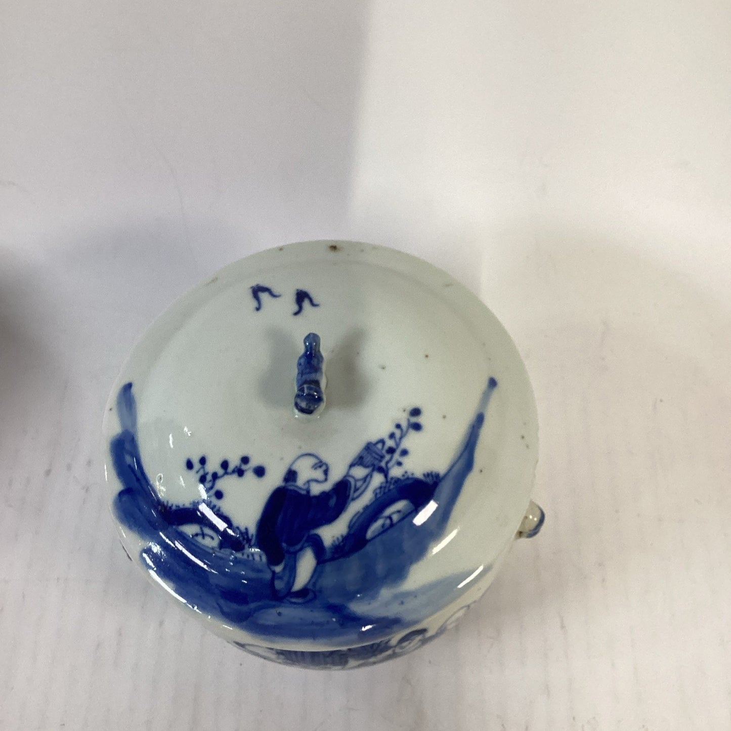 Antique 1851-1861 Chinese Blue And White Porcelain Kamcheng Covered Jar Qing Dyn