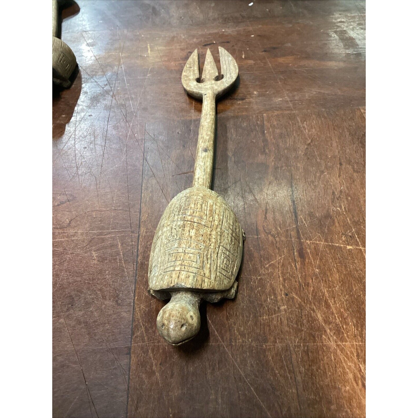 Hand Carved Wooden Decorative Turtles Fork And Spoon Set