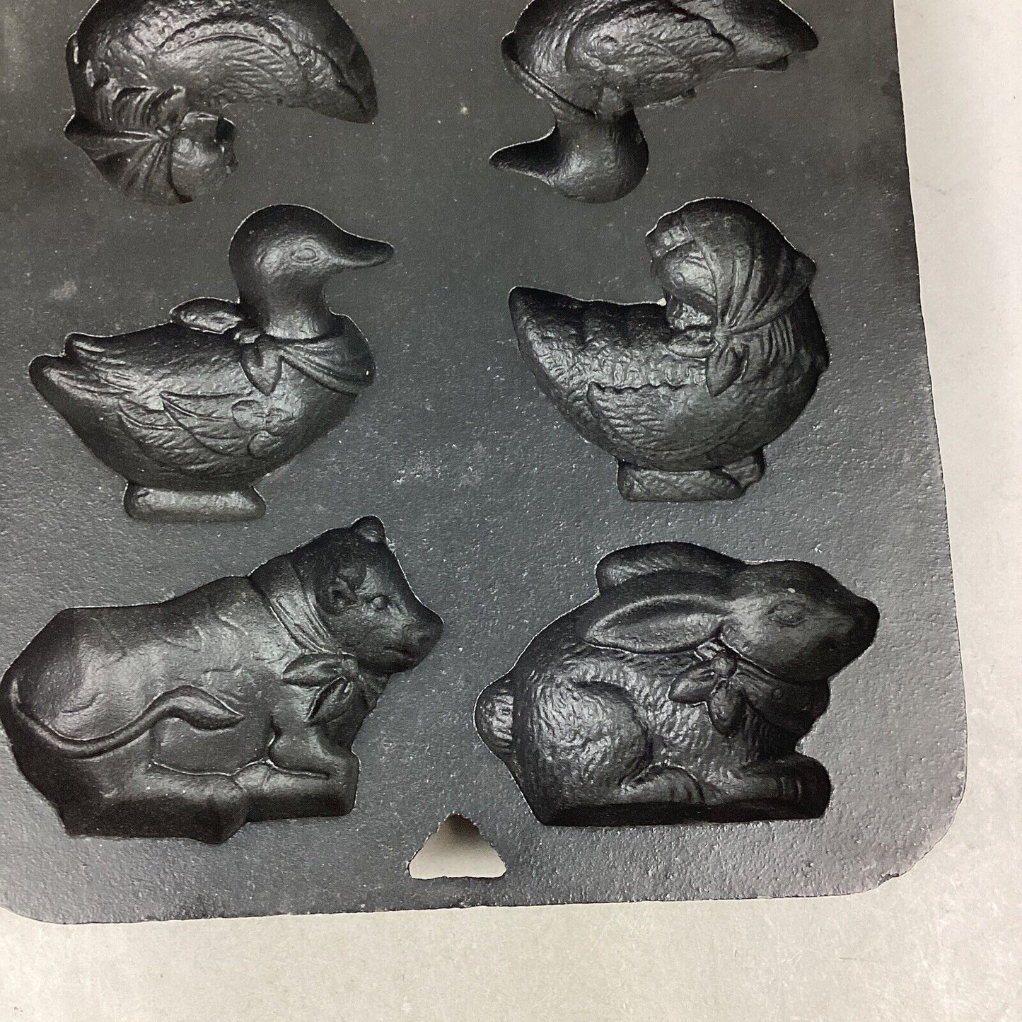 Vintage Cast Iron Muffin Pan - Farm Animals - Bunny Cow Chicken Duck