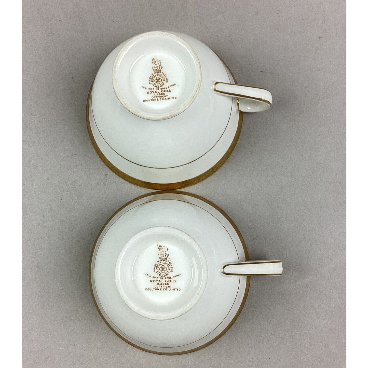 Vintage Royal Doulton Royal Gold Fine Bone China - Set of 8