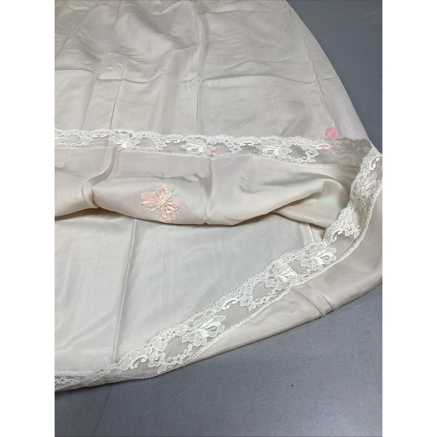 Beige Slip With Embroidered Butterflies - Large