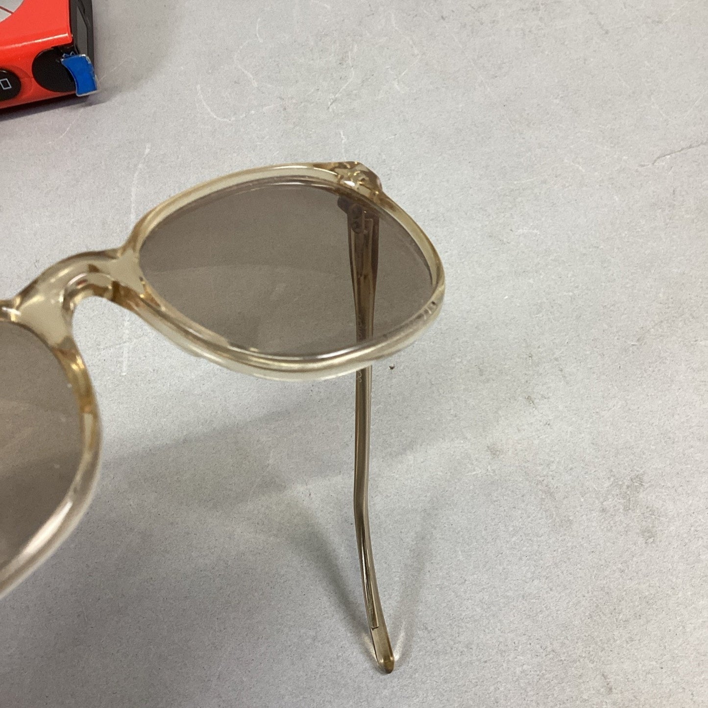 Guess Striker And Sanford Hutton Colors In Optics Unisex Sunglasses