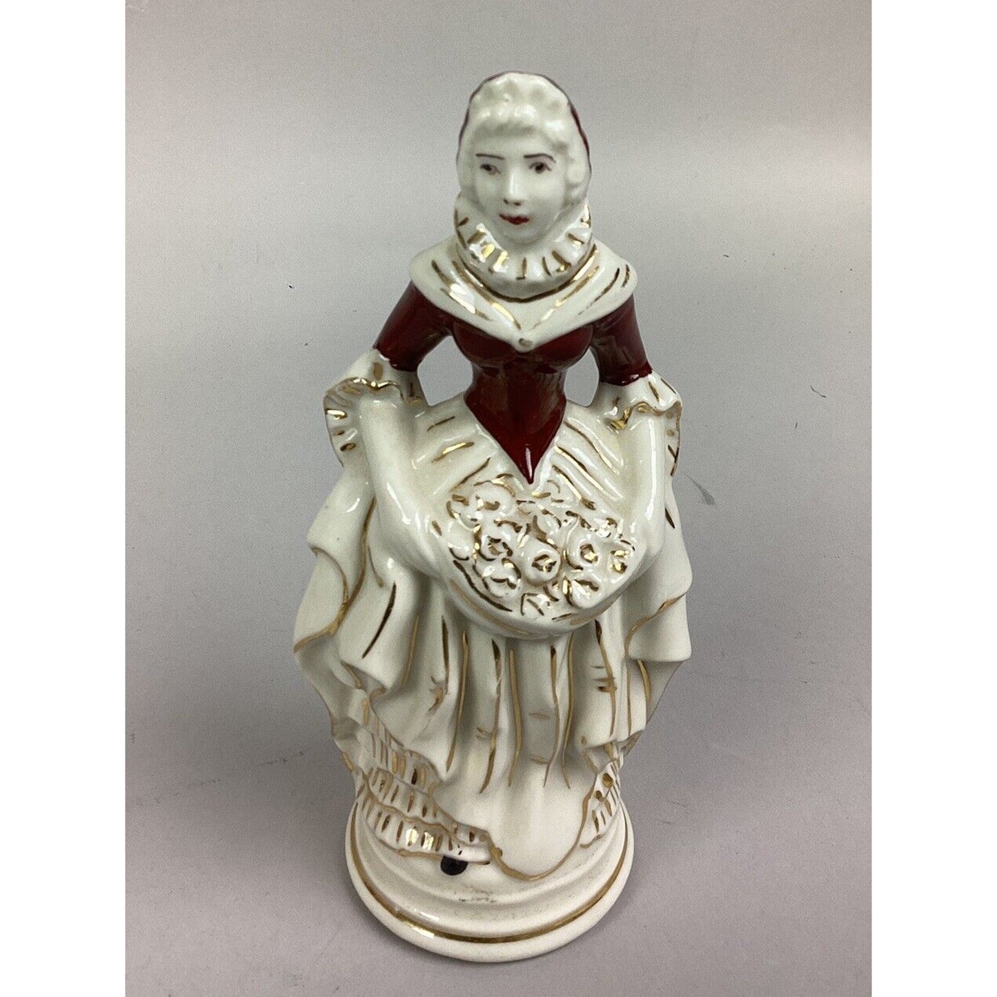 Set Of 2 Vintage Porcelain Figurines - Man & Woman