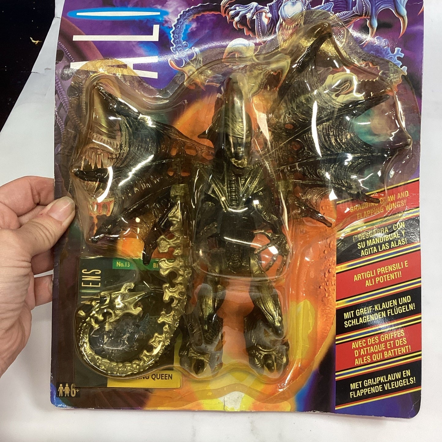 Vintage Rare NOS 1992 Flying Alien Queen Action Figure Foreign Version
