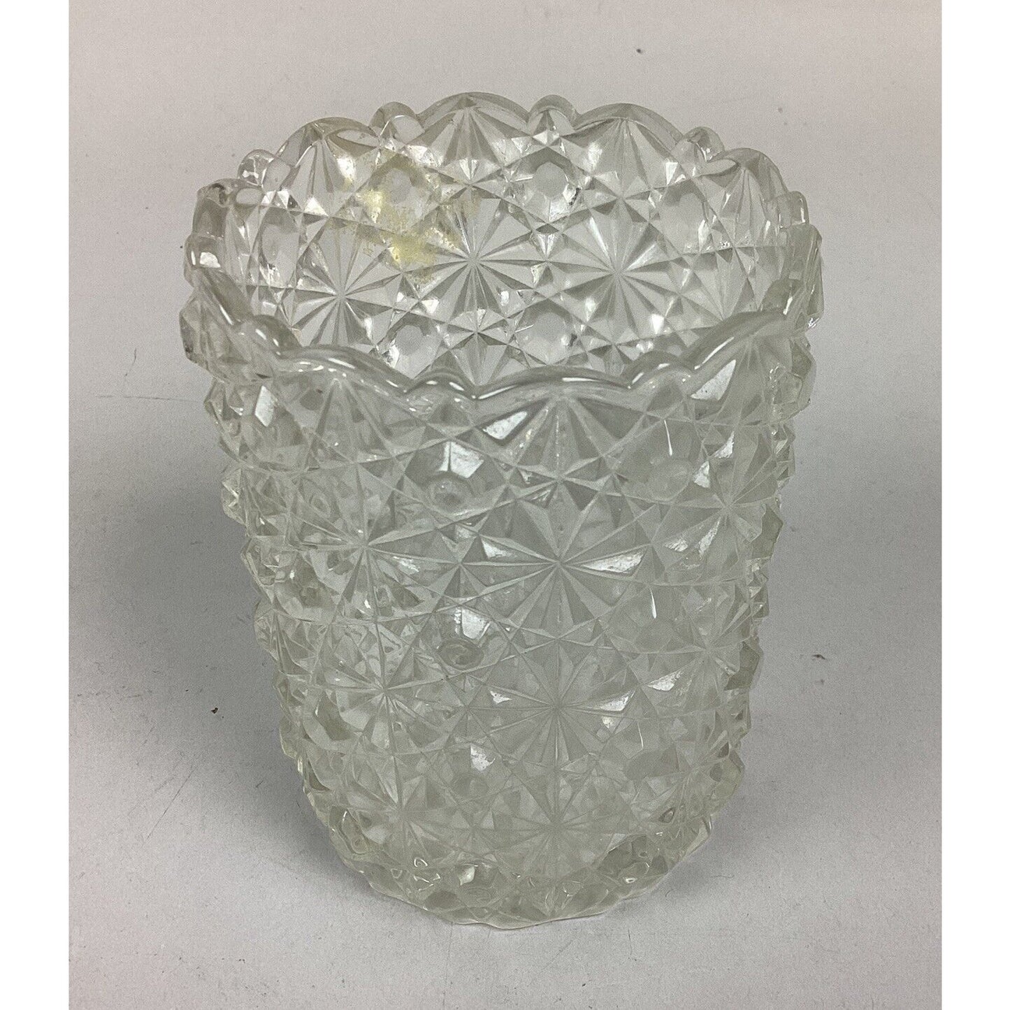 2 Vintage Glass Tumblers - Diamond Design & Daisies With Button Design