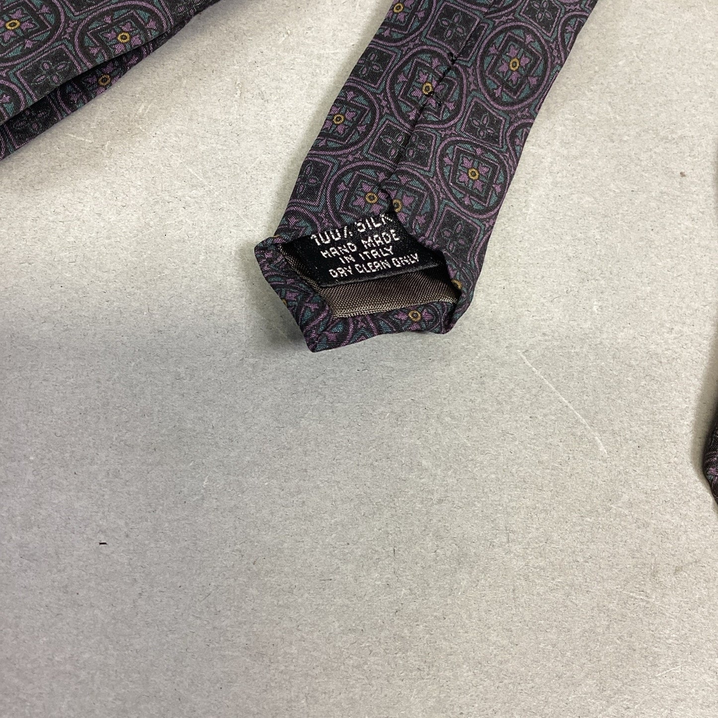 Frank Stella Ltd New York & Bloomingdale’s Peterborough 100% Silk Men’s Neckties Tie
