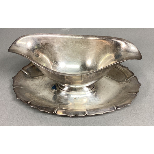 Early American International Silver Company Gravy Boat - 8x5.5”