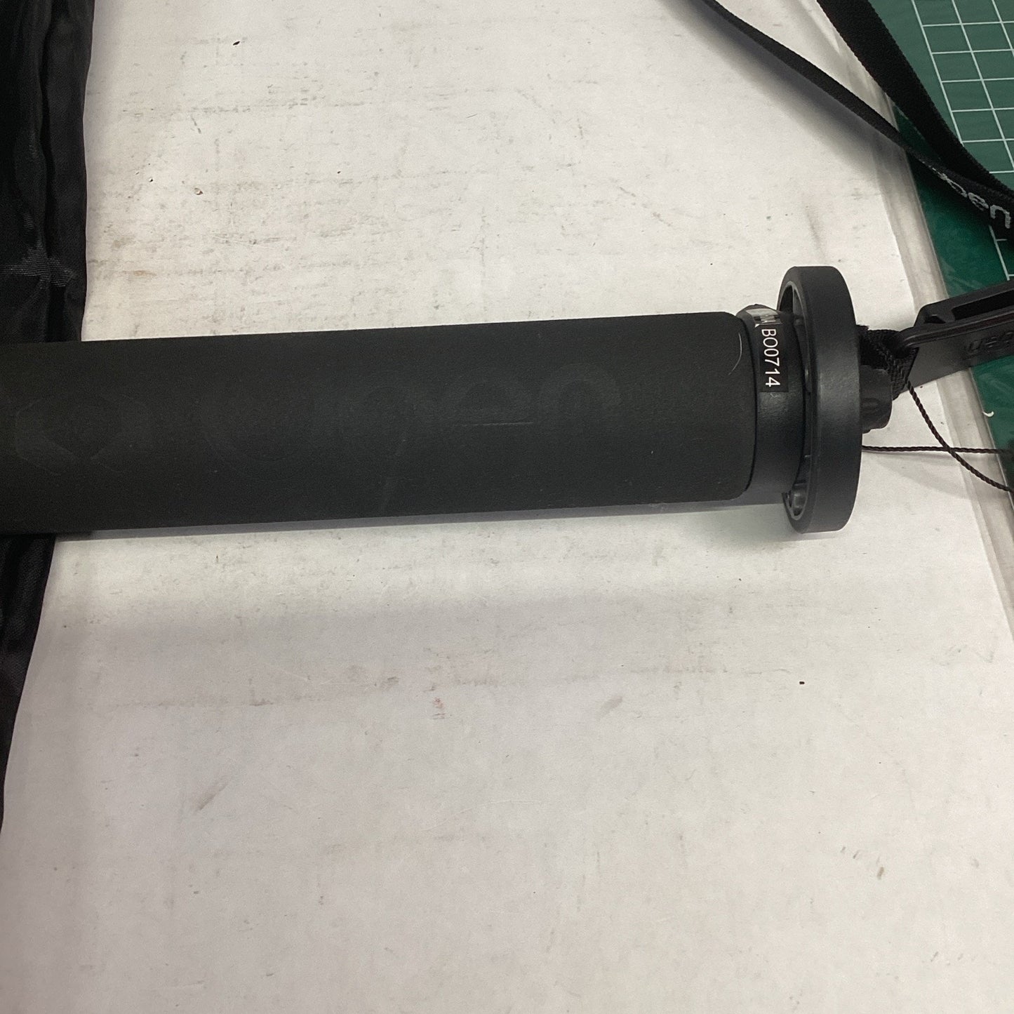 4-Section Aluminum Monopod ACM-2400 - New