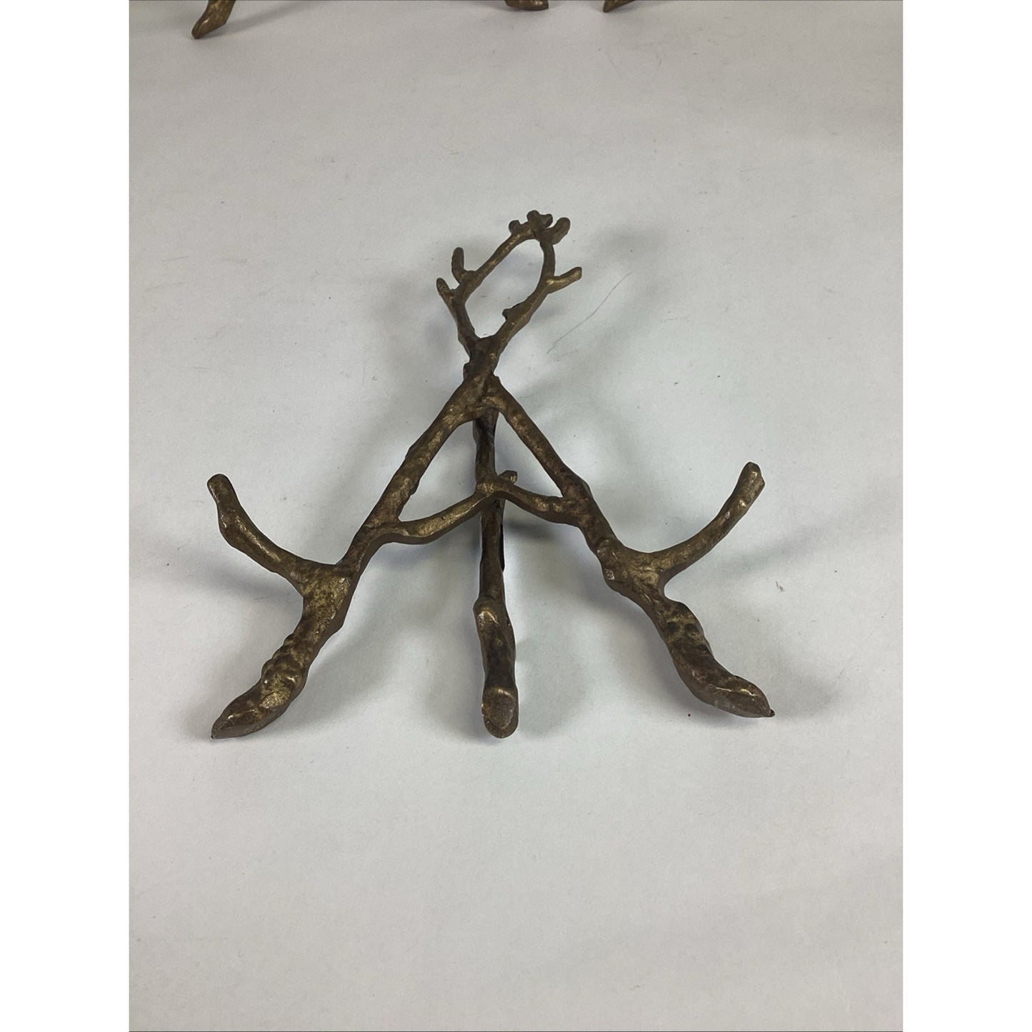 4 San Pacific Intl SPI Metal Gold Plate Pic Holder with Branches/Woodland Theme