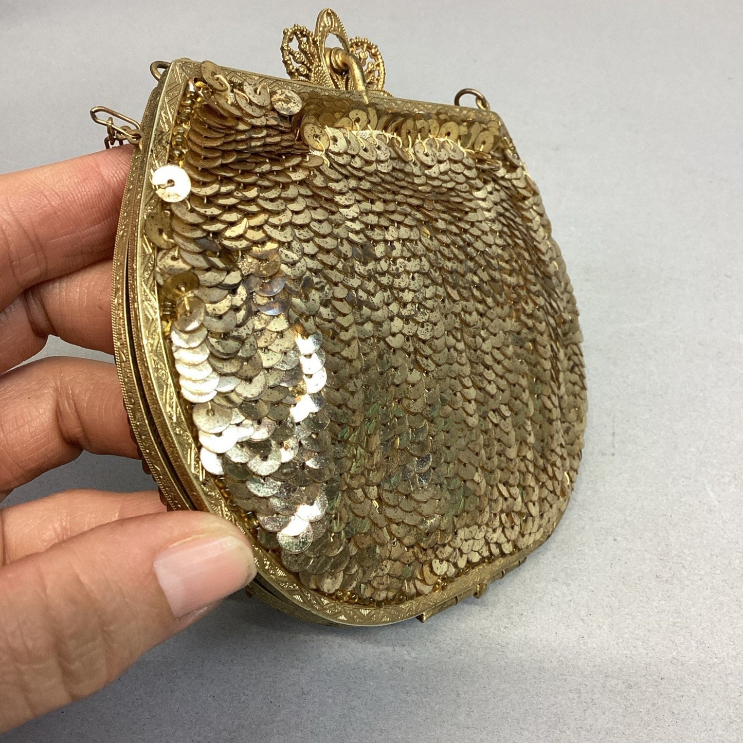 Antique Women’s Gold Sequin Mesh Change Purse With Shoulder Strap & Mirror