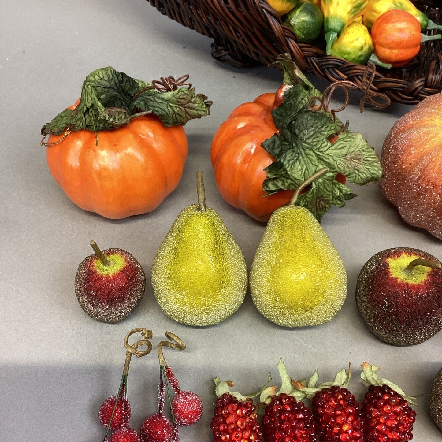 Wicker Vintage Cornucopia Horn Of Plenty Filled W/ 77 Fruits/Veggies/Pumpkins