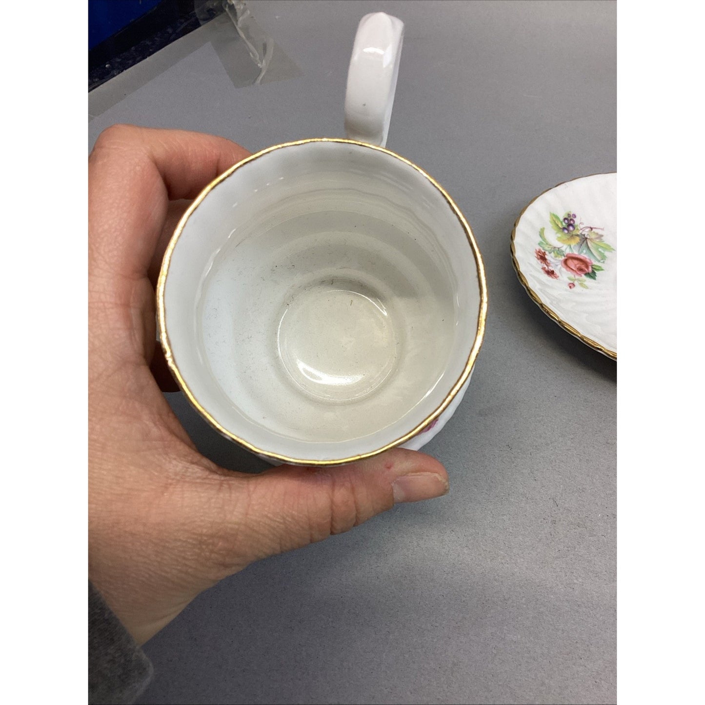 Vintage Royal Windsor Bone China Set Of 2 Floral Teacups And 4 Saucers - England