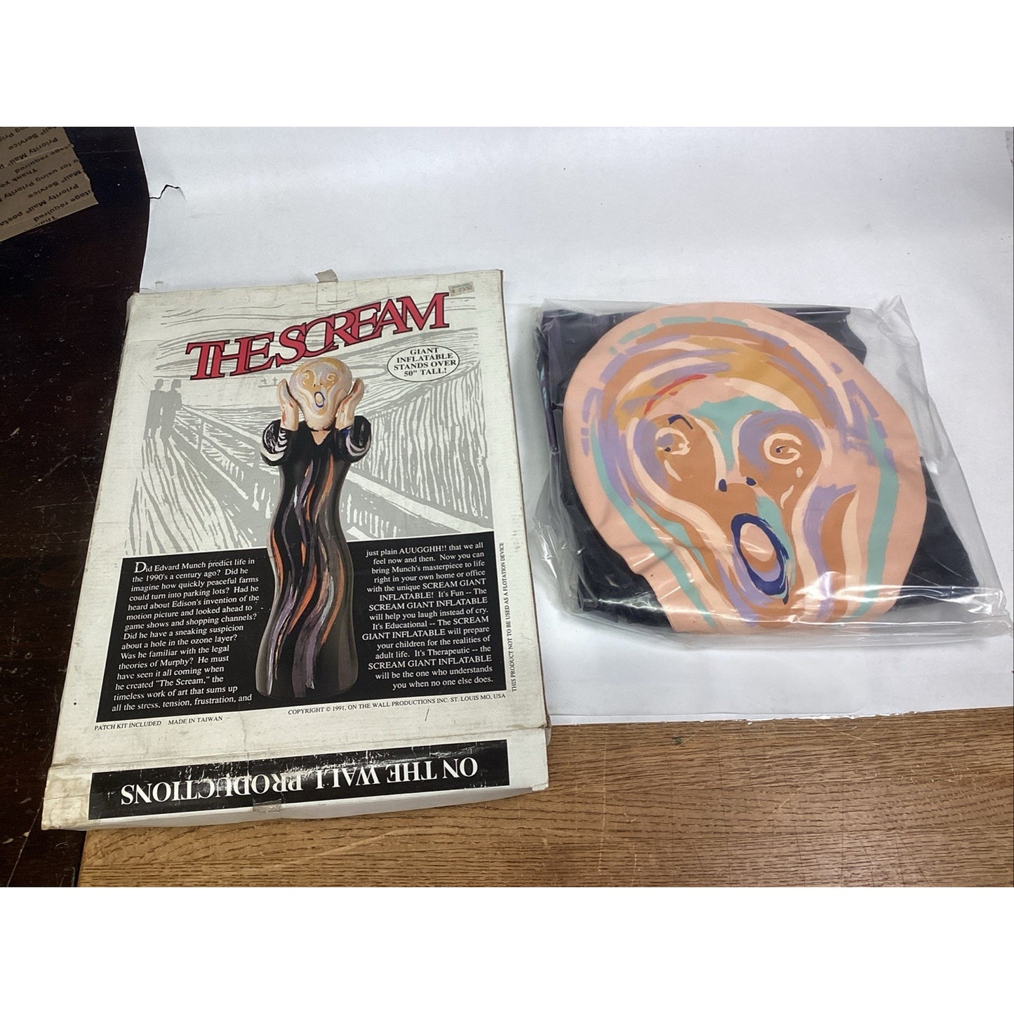 RARE! NOS - Giant 50" Scream Edvard Munch Inflatable Art Blow Up Vintage 1991