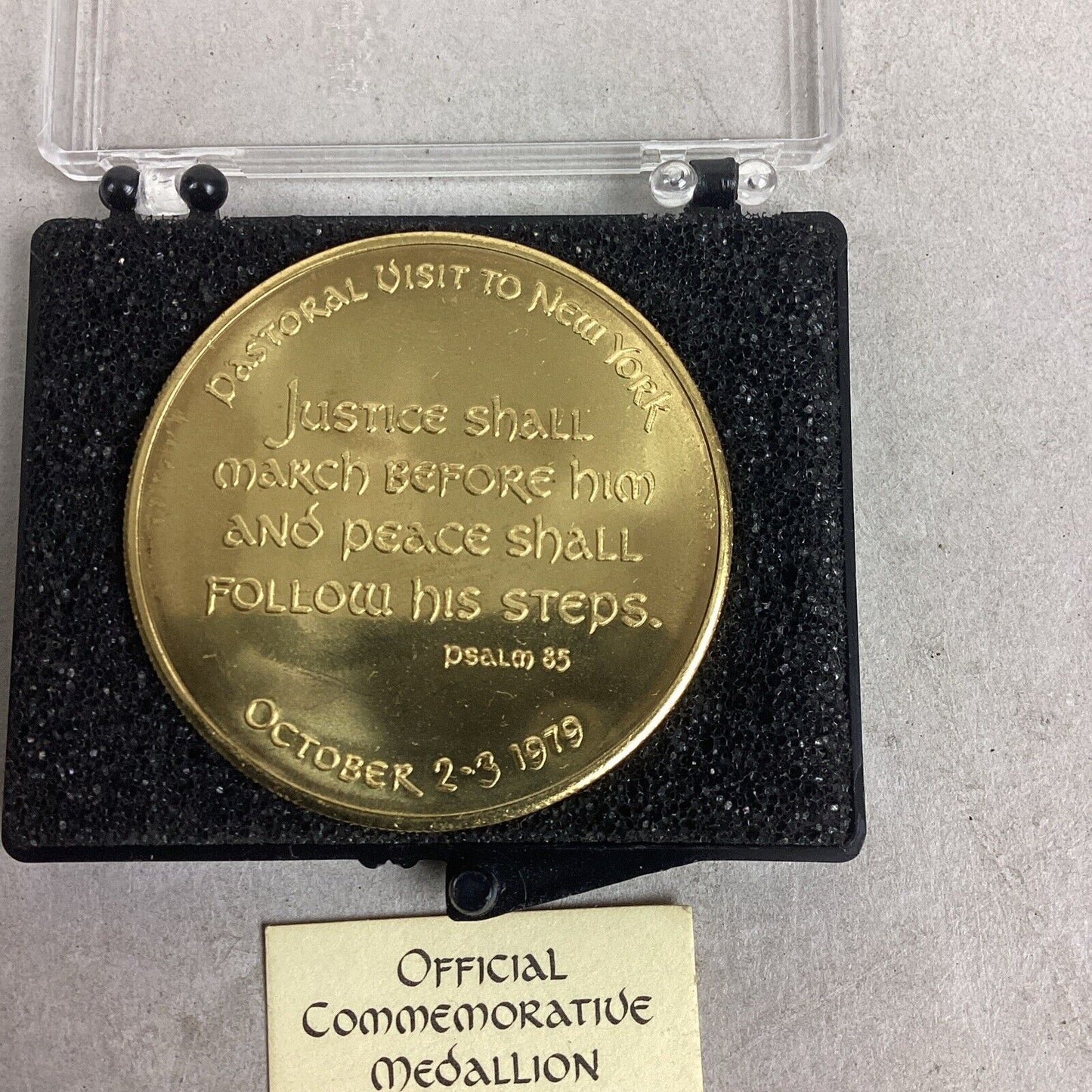 1979 POPE JOHN PAUL II PASTORAL VISIT TO NY BRASS COMMEMORATIVE MEDALLION