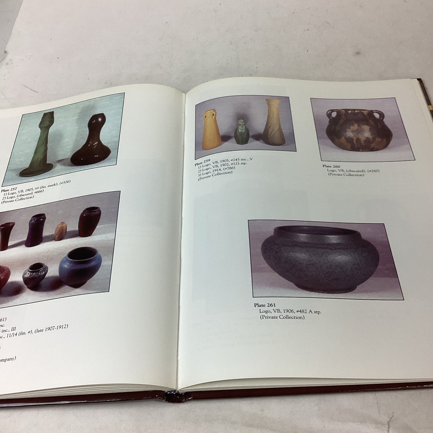 Encyclopedia Of Art Pottery Identification, Pottery/Porcelain Marks & Arts &