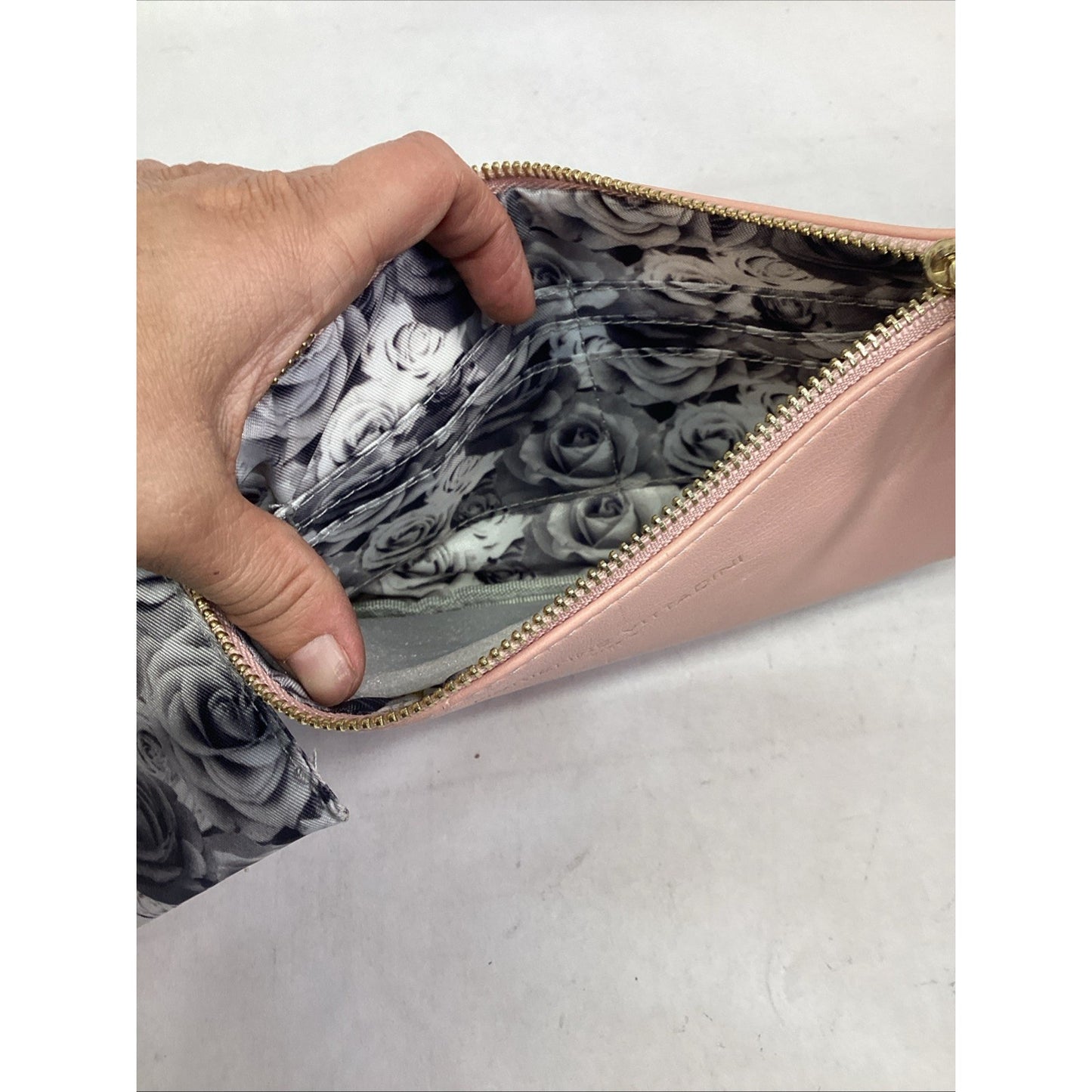 Adrienne Vittandini Dusty Blush Smooth Charging Purse Power Bank