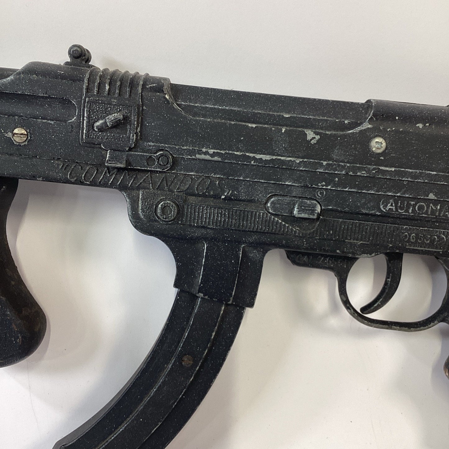 Vintage Commandos Automatic 25 Metal Toy Machine Gun - 27.5”L Heavy Cast Rifle