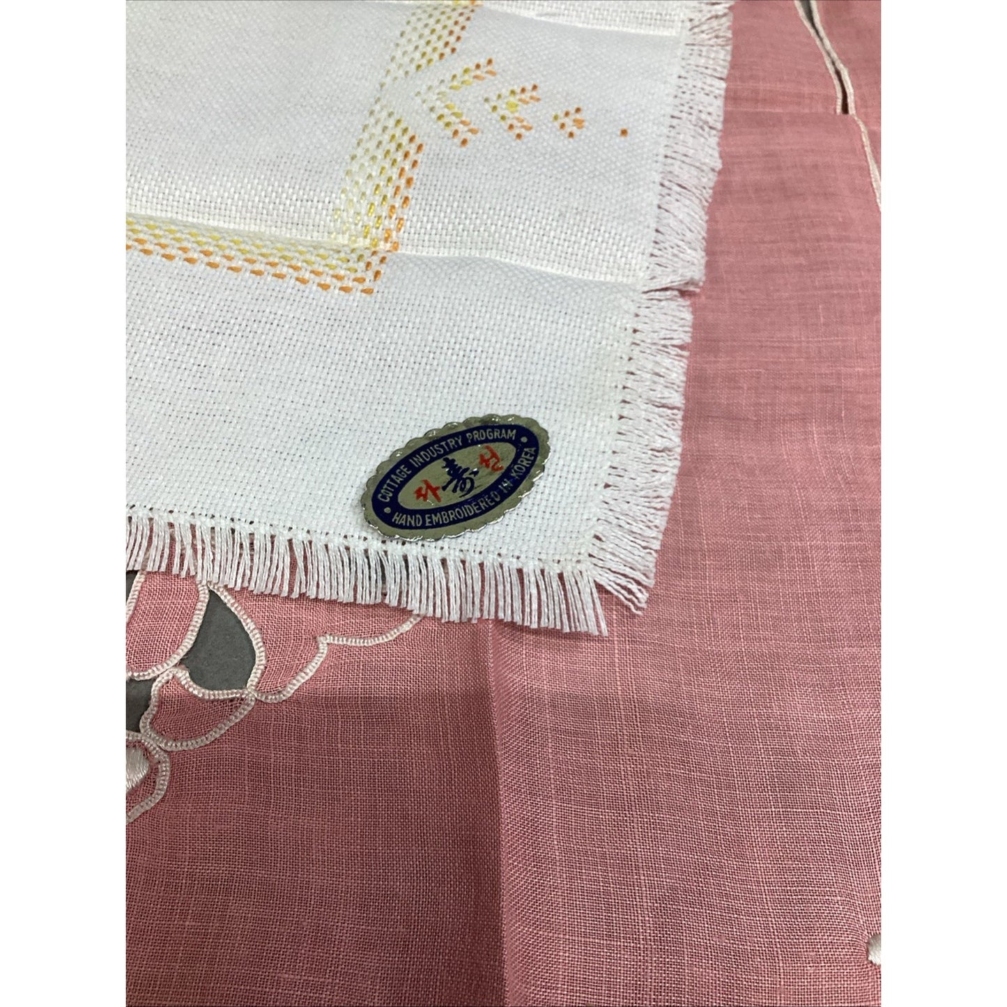Set Of 4 Vintage Hand Embroidered Linen Fingertip Towels