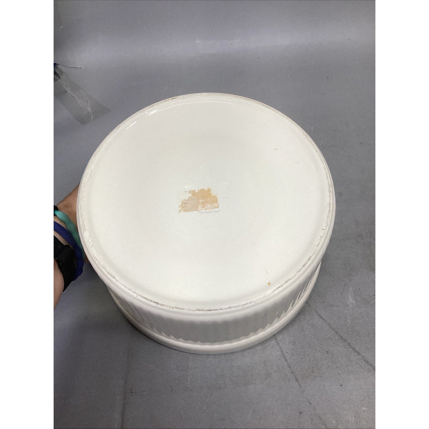Vintage Pfaltzgraff Heritage Round Casserole Baker Off White Fluted Bowl - 8.5”D