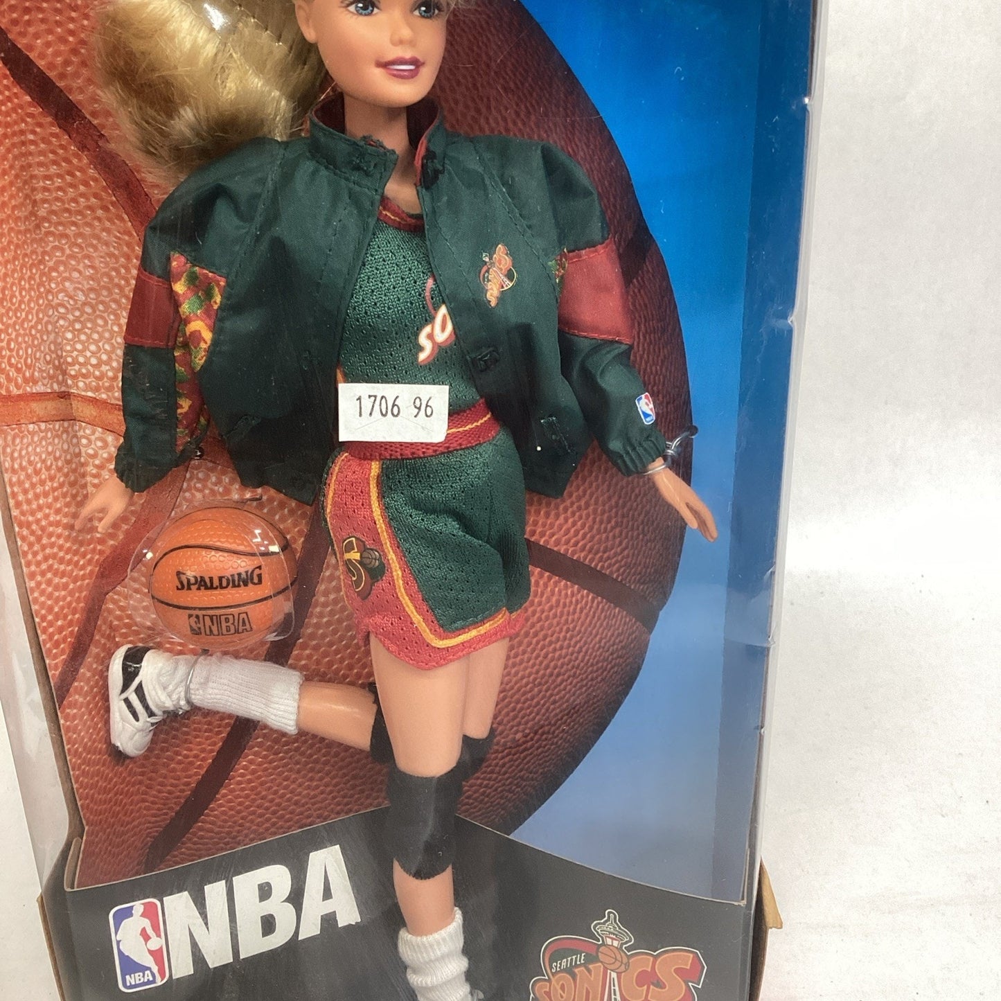 Barbie Doll Seattle Sonics Basketball 1998 Mattel # 20718 NOS NBA Team Uniform