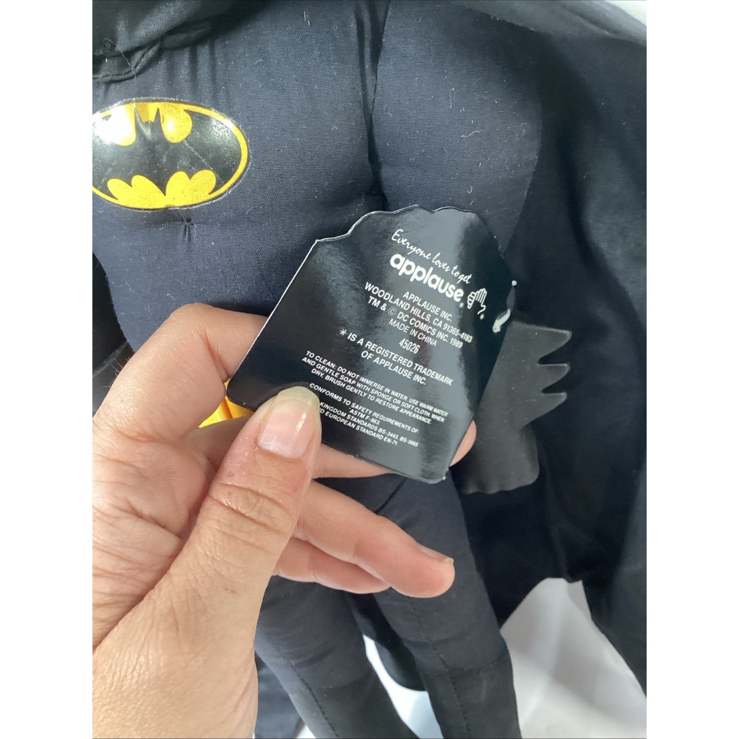 Lot of 2 Vintage 1989 NOS Batman Figures -15.5” Batman Plush & 11” Action Figure