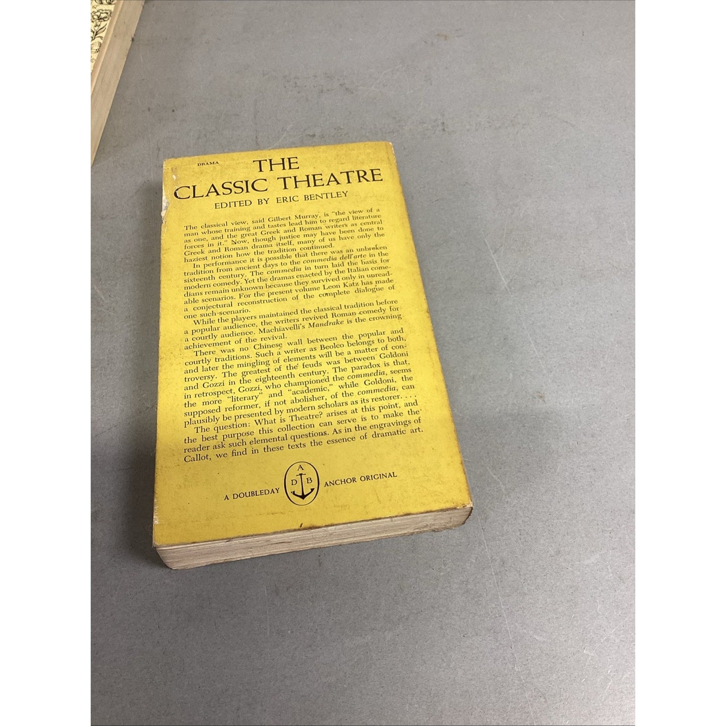 Collected Poems Of Sir Thomas Wyatt & Classic Theatre - Vol 1 - 6 Italian Plays