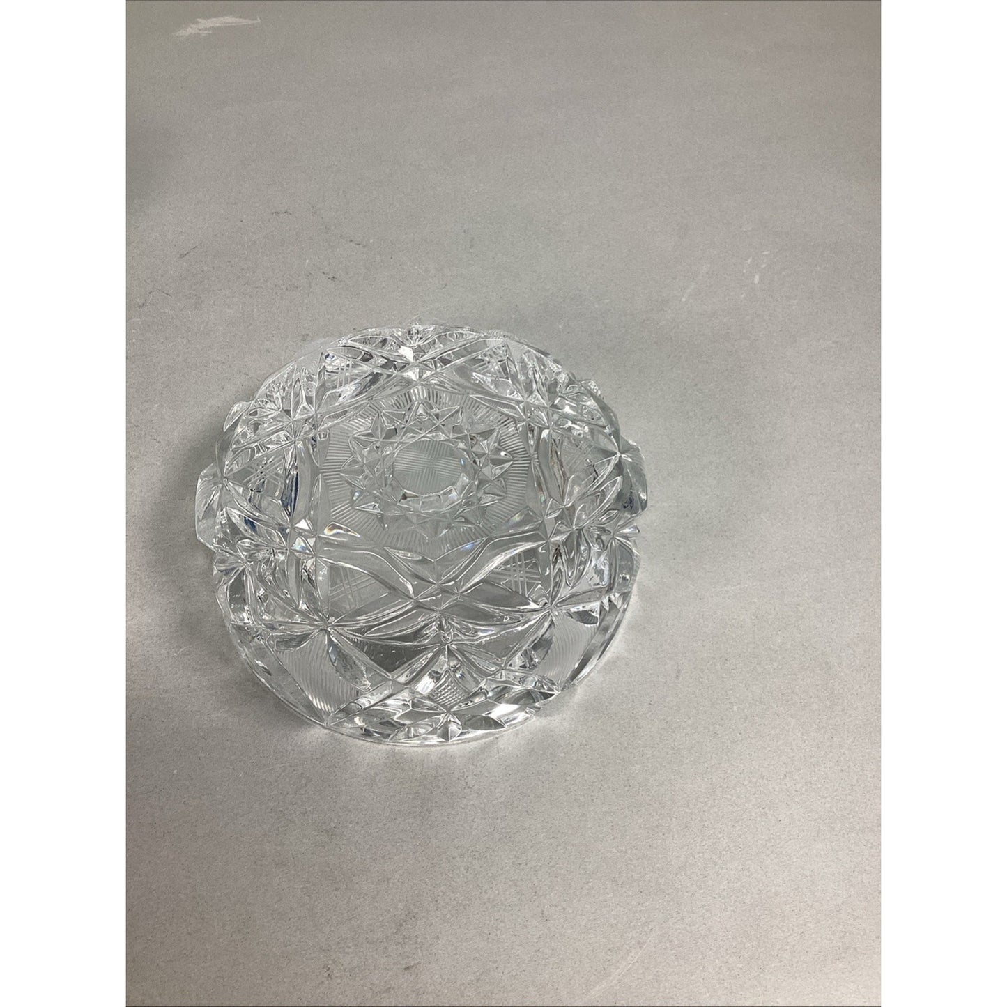 Set Of 2 Vintage Large Heavy Cut Glass Crystal Ashtrays - 6”D