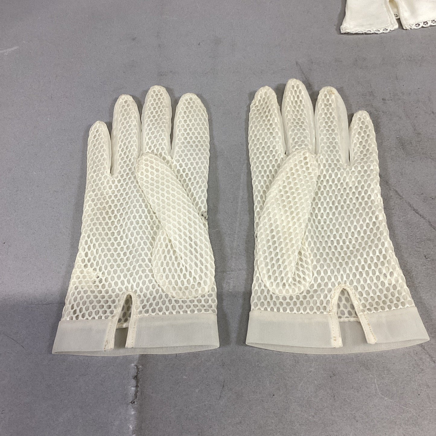 Set Of 2 Kay Fuchs Designs Women’s Gloves - Size 7.5