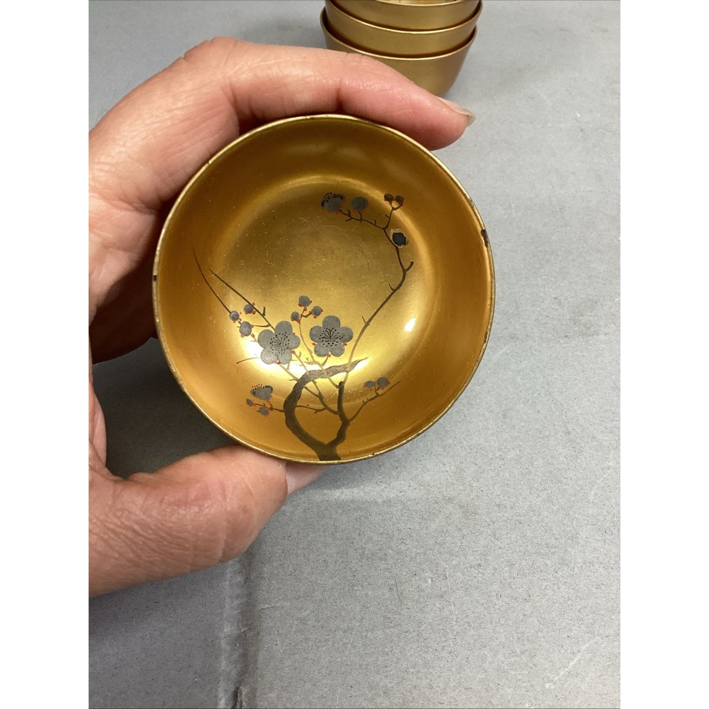Set Of 6 Japanese Gold Floral Hand Painted Sake Cups