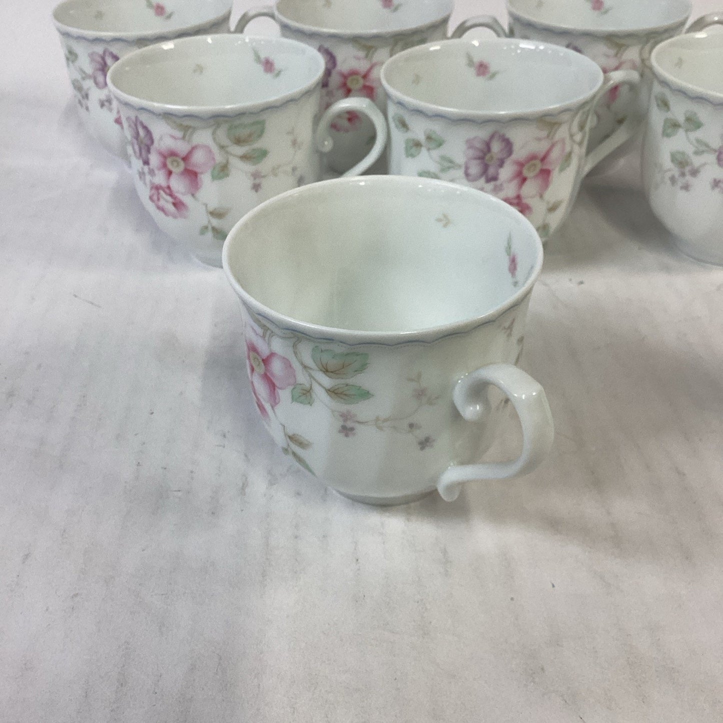 Lot Of 10 Mikasa L9711 Renee Tea Cups, Creamer And Sugar