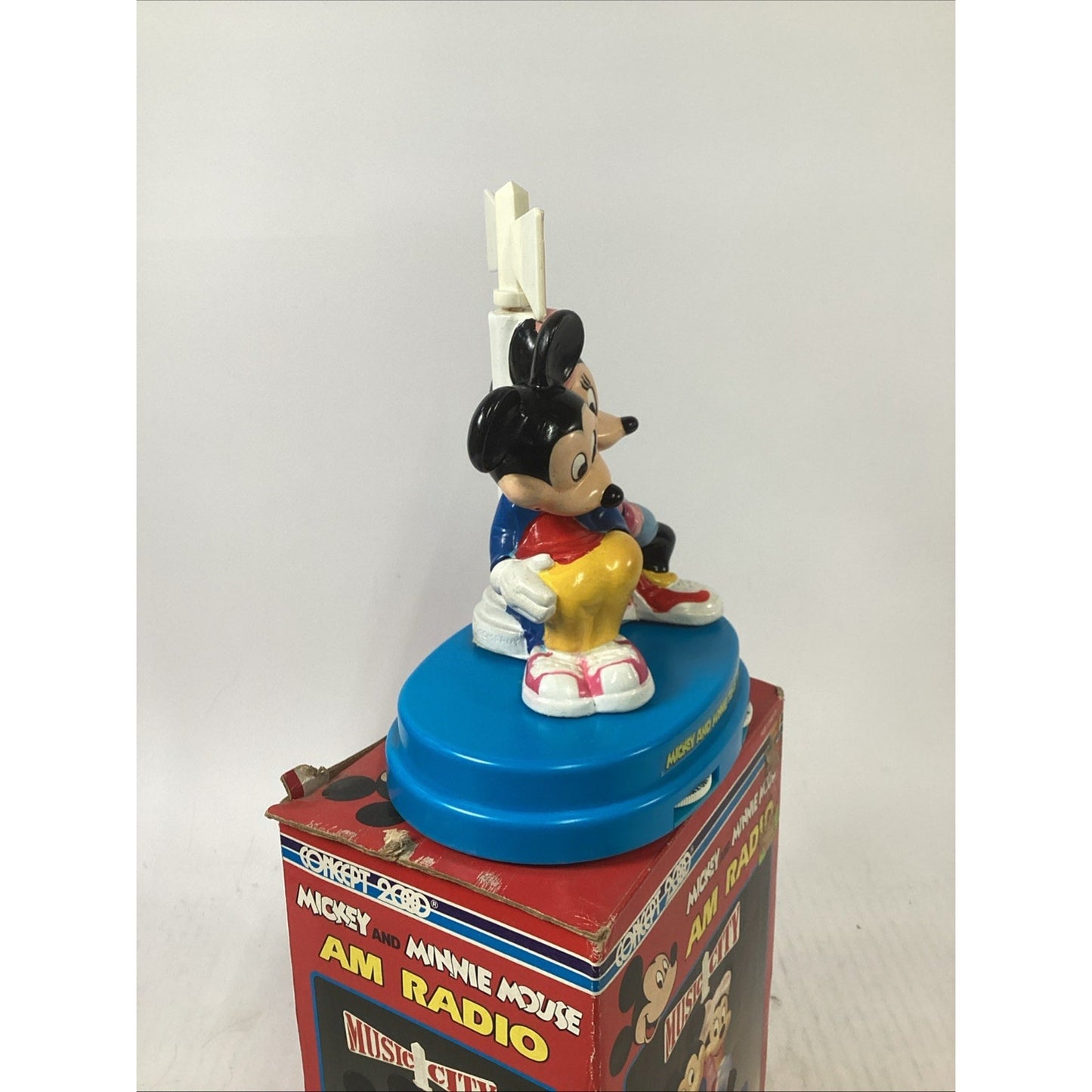 Vintage Mickey Minnie Mouse AM Radio 3D Figures Music City Tested & Works