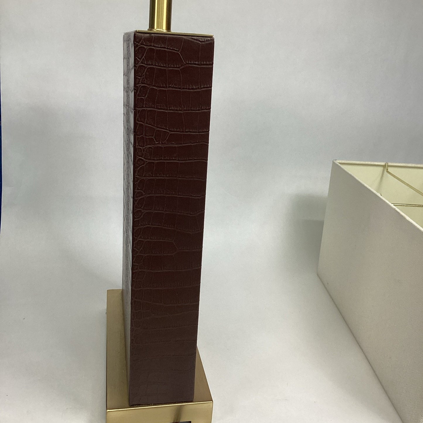 Safavieh Delia Brown Faux Crocodile Table Lamp W/ Shade