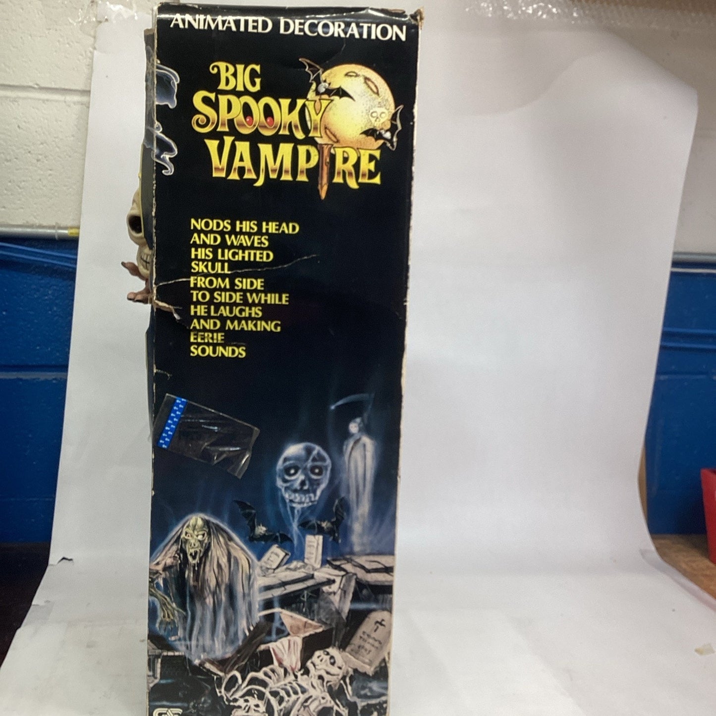 Rare Vintage Halloween DRACULA with Lights & Sound - NOS