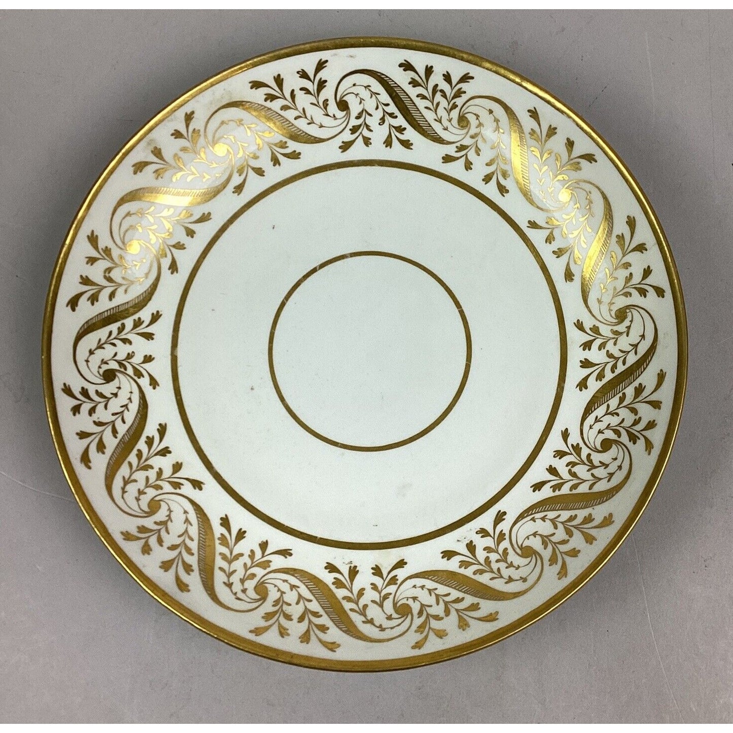 Flight Barr & Barr White With Gold Trim Plate - 7 3/4”